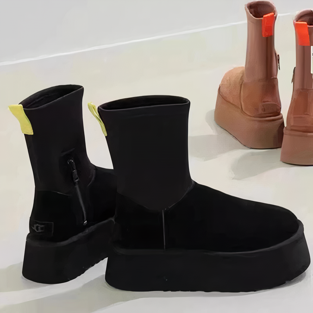 Auriana | Women's Platform Chelsea Boots - Image 1