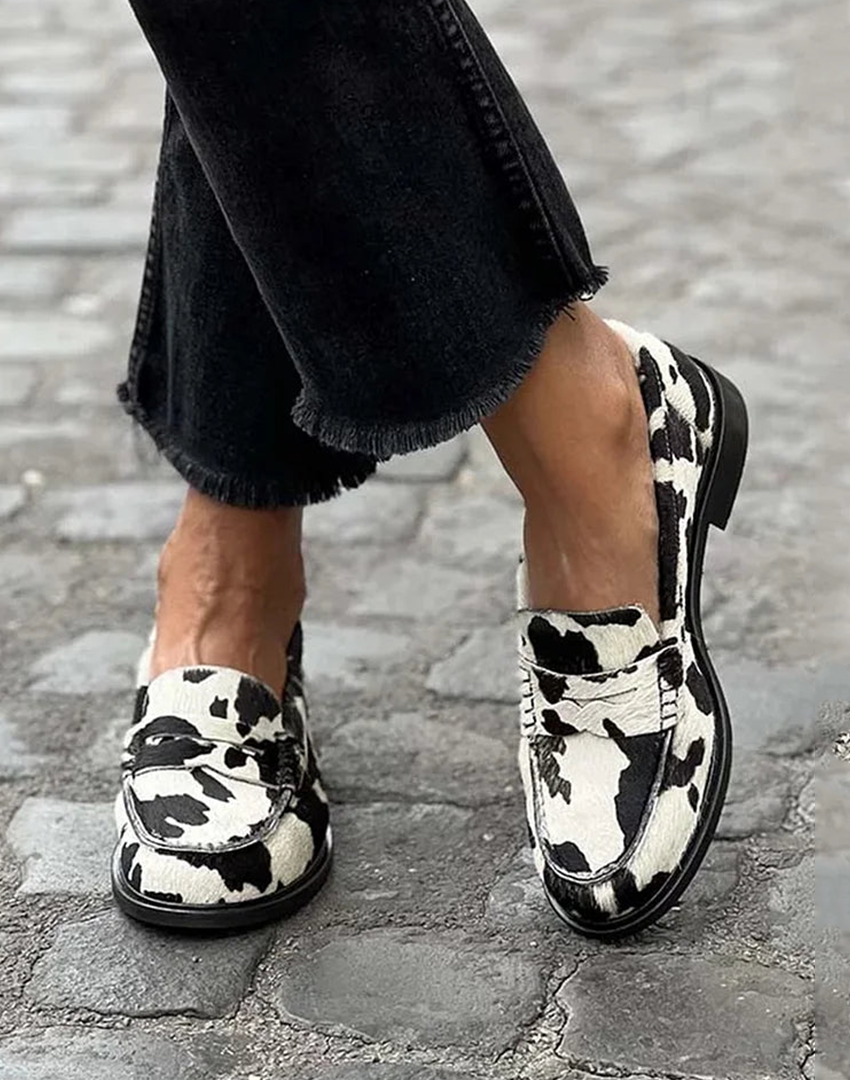 Bréavelle | Mocassins Femme Imprimé Vache À Enfiler - Image 1