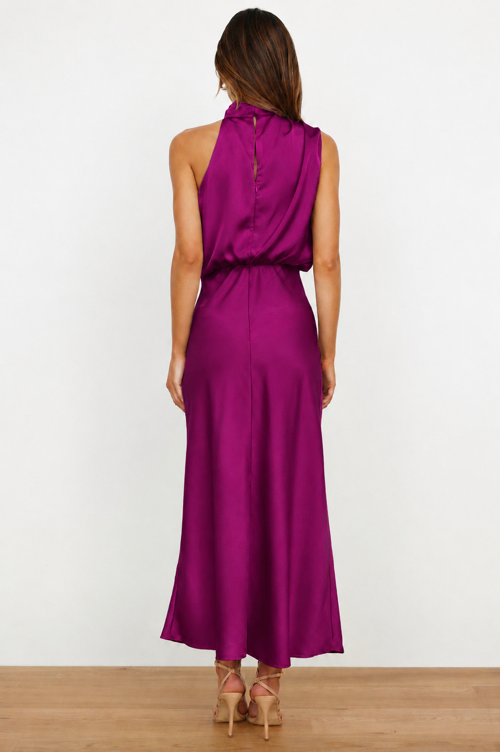 Briavelle | Femme Robe de Soirée Col Halter Midi - Sage - Image 27
