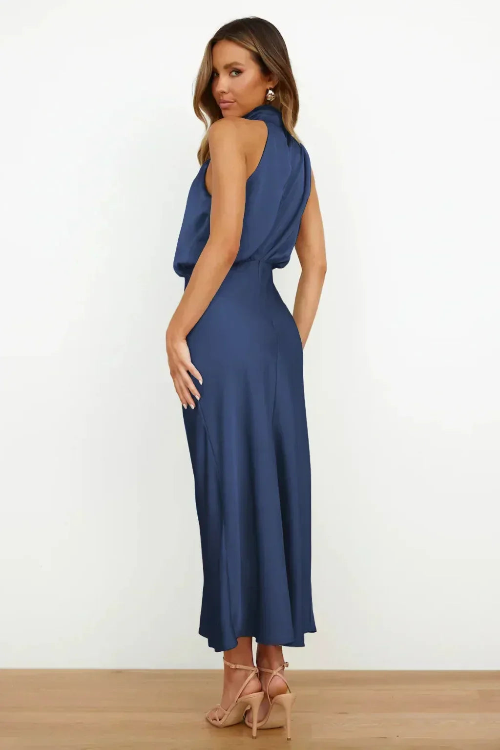 Briavelle | Femme Robe de Soirée Col Halter Midi - Sage - Image 5
