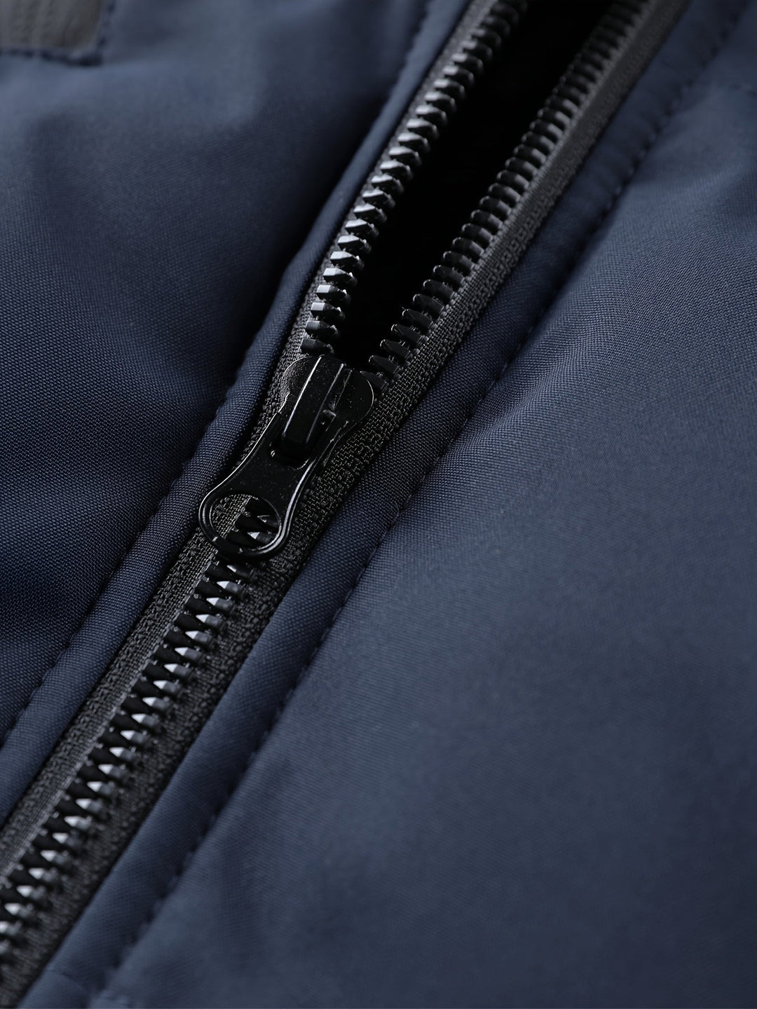 Brémont | Homme Doudoune à Capuche Zippée Hiver - Black - Image 16