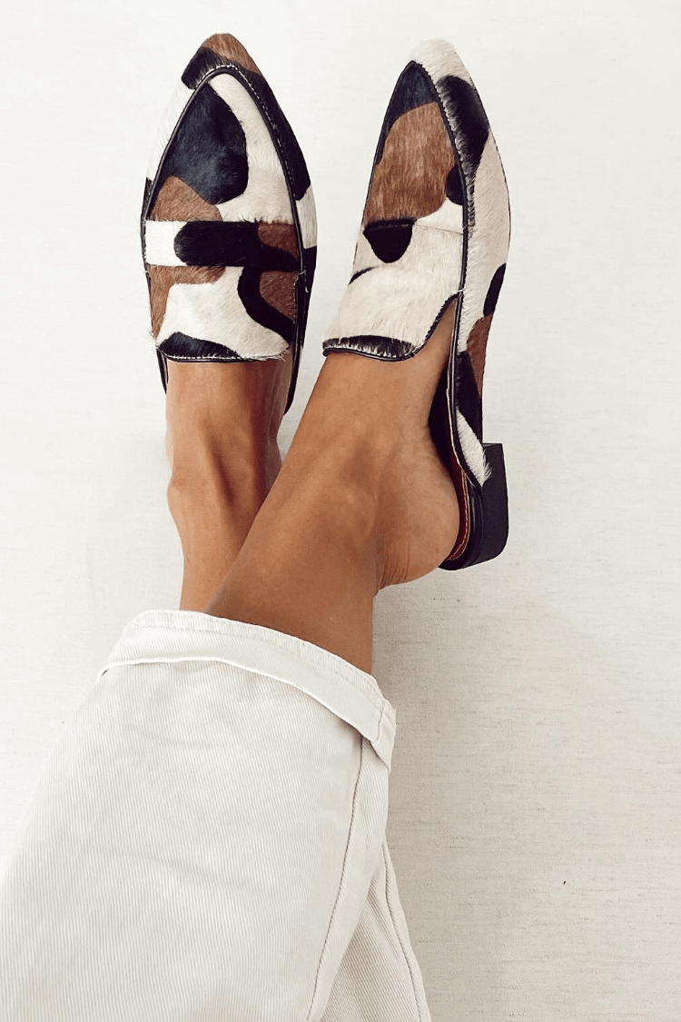 Brévane | Femme Mocassins Imprimé Vache Slip-On - Image 1