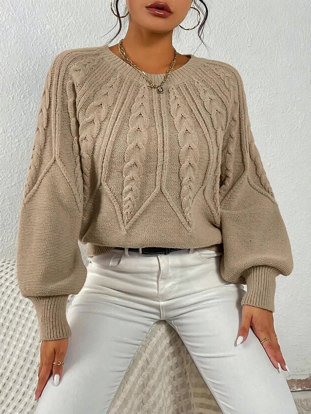 Célvane | Pull Torsadé Femme Manches Lanternes - Black - Image 11