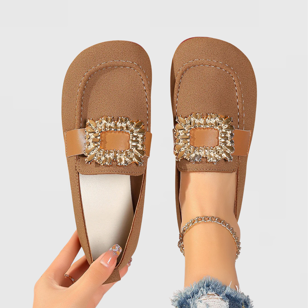 Célvarne | Mocassin Femme Loafer Orné Boucle Dorée - Image 1