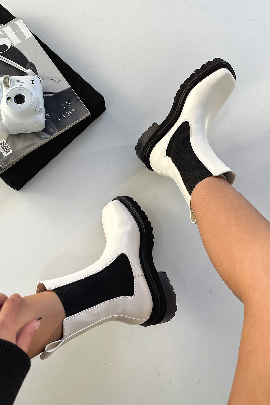 Halvaine | Bottines Chelsea Femme Bicolores - White - Image 1