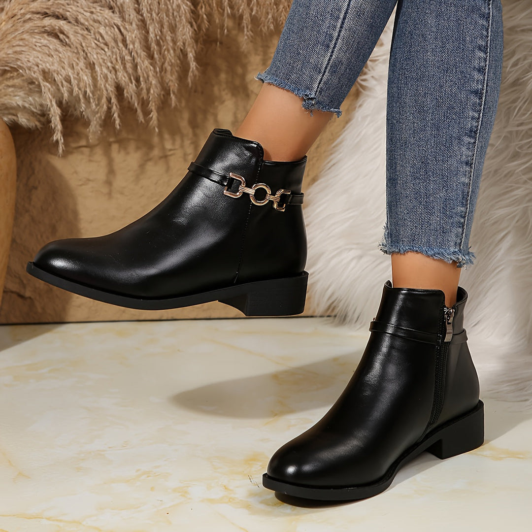 Halveine | Femme Bottines à Talon Plat Chaîne Dorée - Black - Image 2