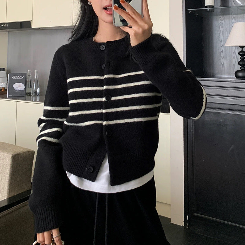 Élviane | Gilet en Maille Rayé Femme Col Rond - Navy - Image 2