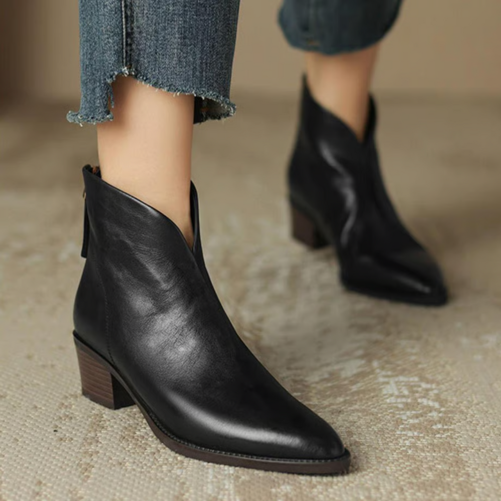 Melvane | Femme Bottines à Talon Bas Pointues Noires - Black - Image 2