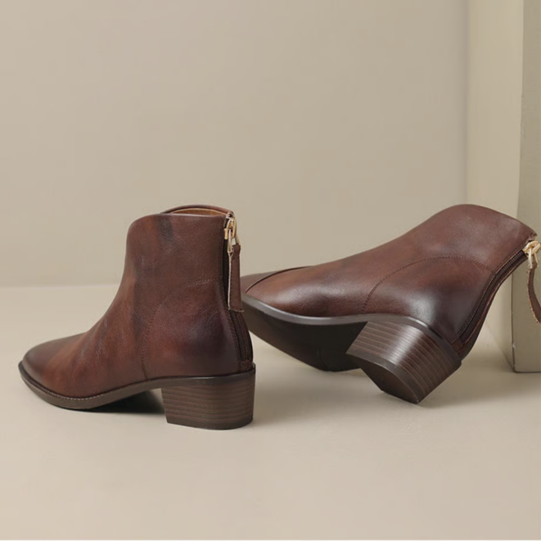 Melvane | Femme Bottines à Talon Bas Pointues Noires - Black - Image 6