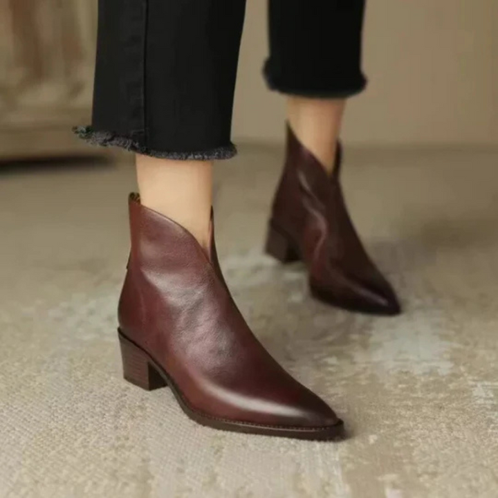 Melvane | Femme Bottines à Talon Bas Pointues Noires - Black - Image 9
