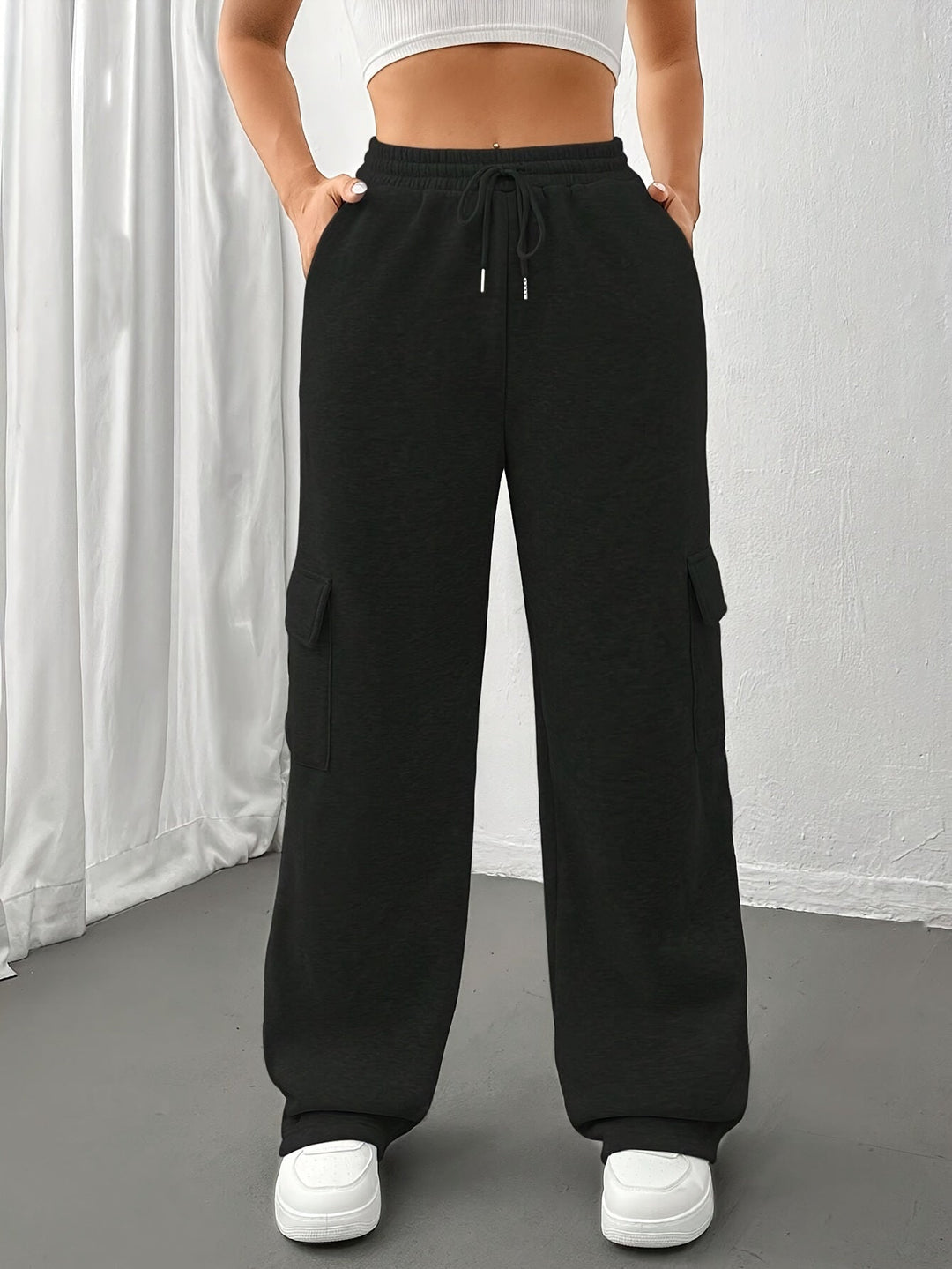 Nelvorde | Femme Pantalon Jogging Cargo Coupe Large - Light Grey - Image 12
