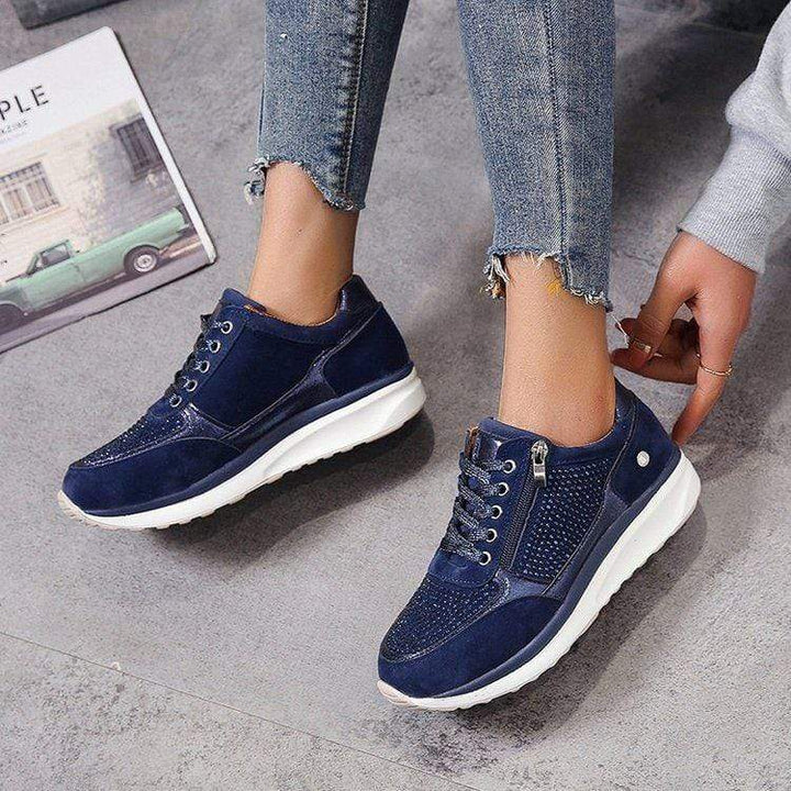 Thelvara | Femme Baskets Lacets Plateforme Strass - Navy - Image 1
