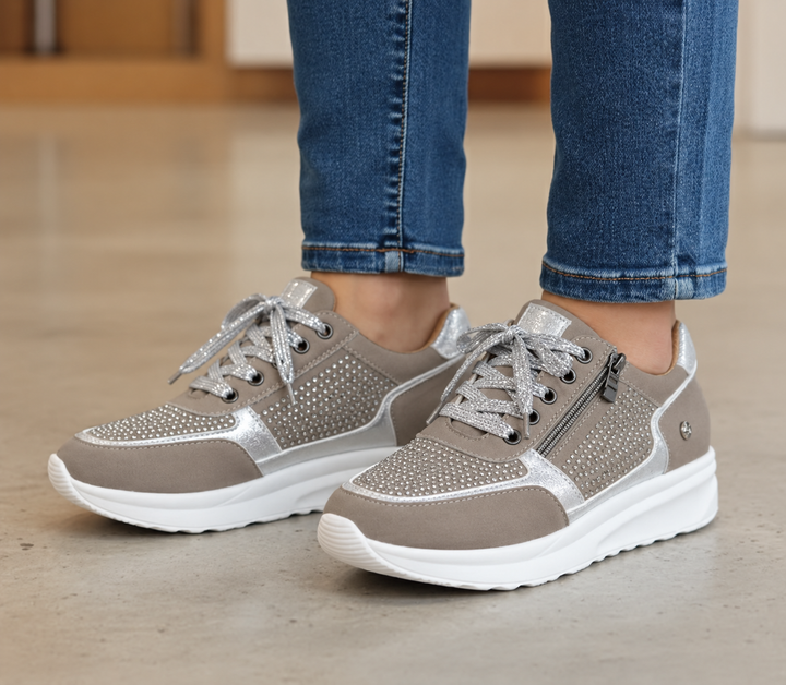 Thelvara | Femme Baskets Lacets Plateforme Strass - Navy - Image 2