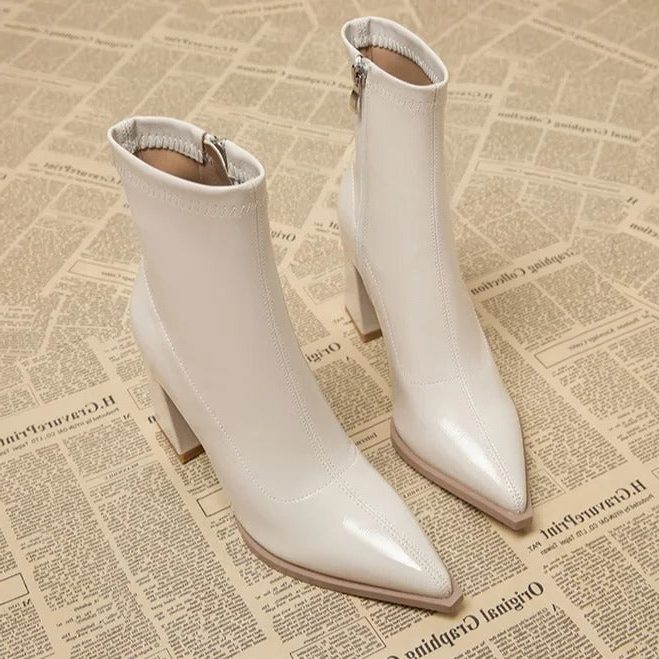 Thélorie | Femme Bottines à Talons Bloc Bout Pointu - Beige - Image 4