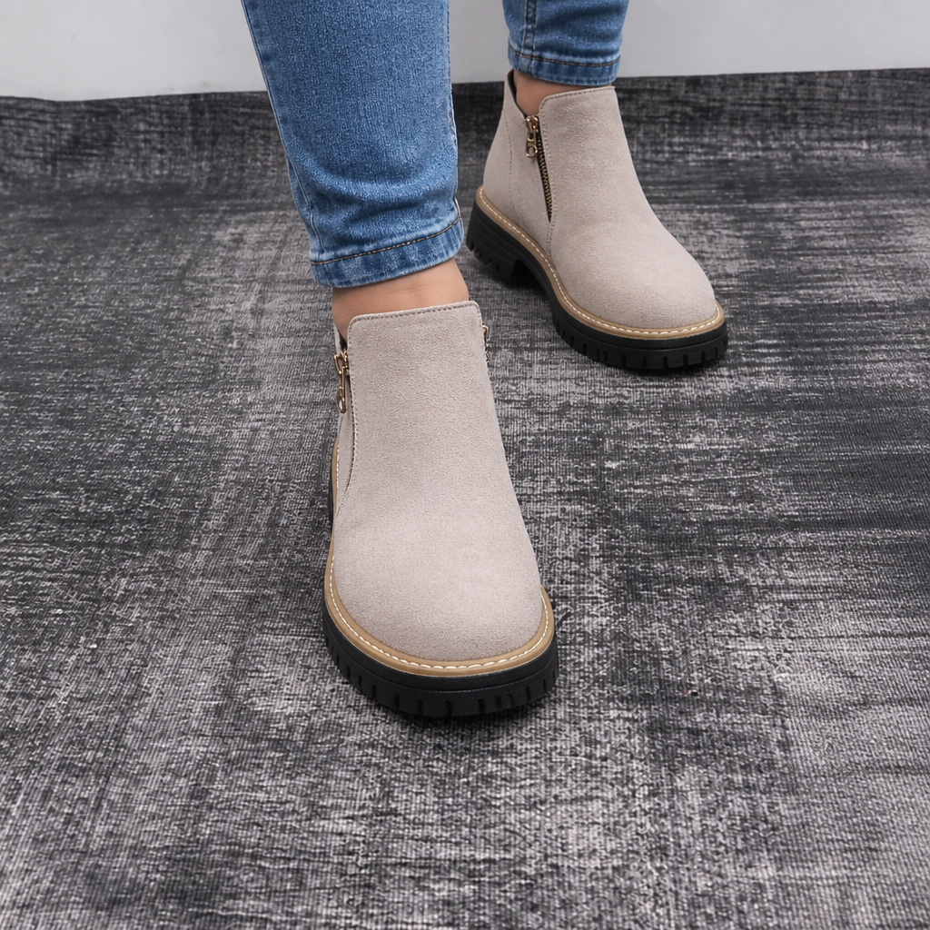 Velvane | Femme Bottines Zippées Talon Plat Semelle Crantée - Beige - Image 9