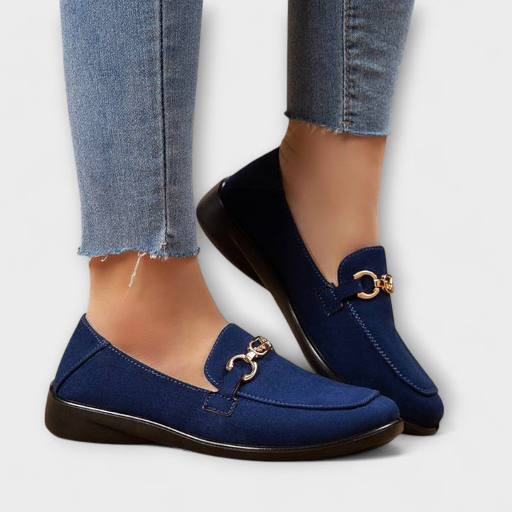 Zolvaine | Femme Mocassins Slip-On Détail Doré - Navy - Image 1